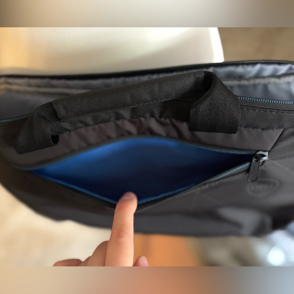 Dell Black and Blue Accent Laptop Bag NWOT - Picture 4 of 5